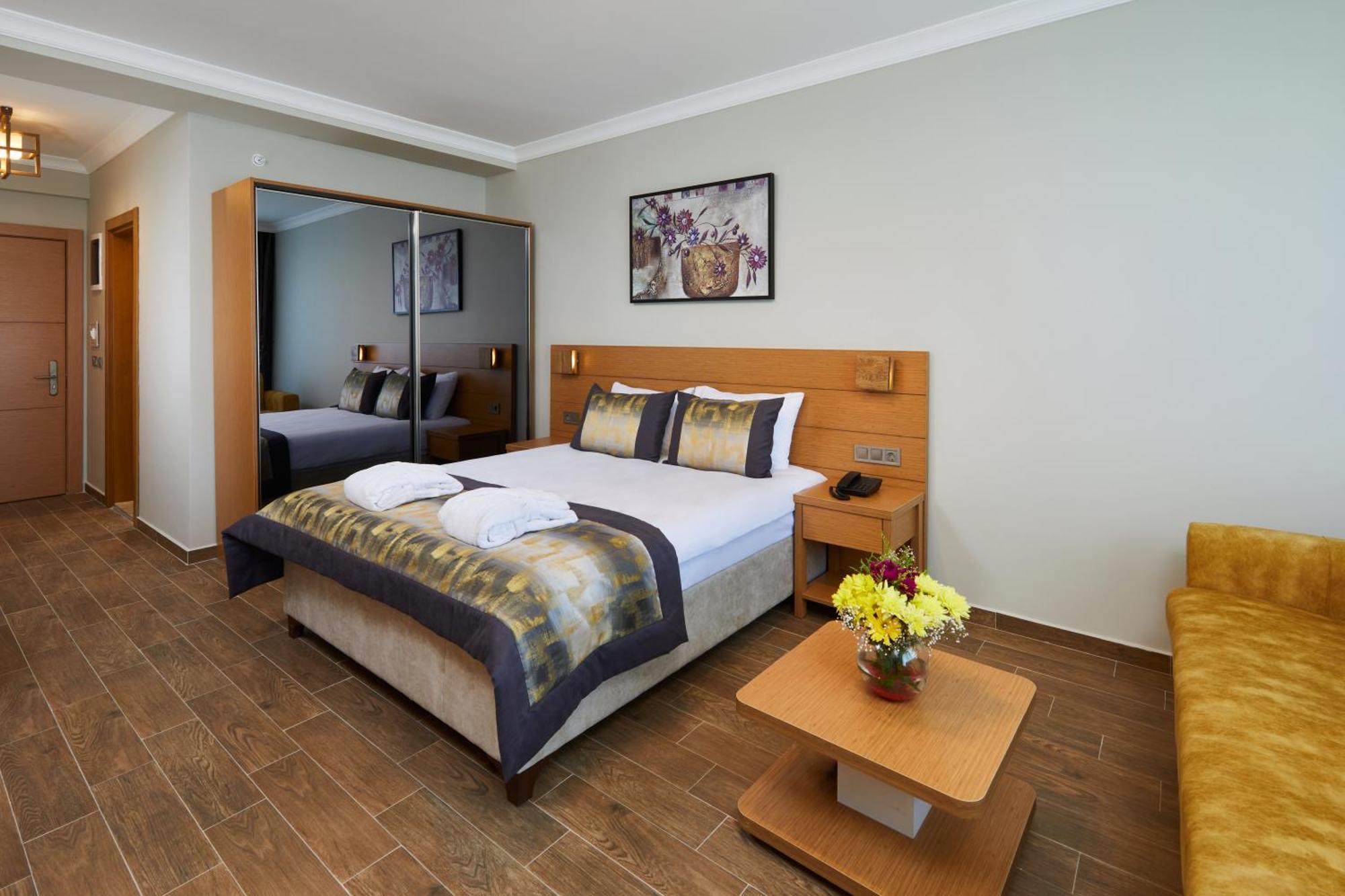 Hattusa Vacation Business Thermal Hotel Saray Εξωτερικό φωτογραφία